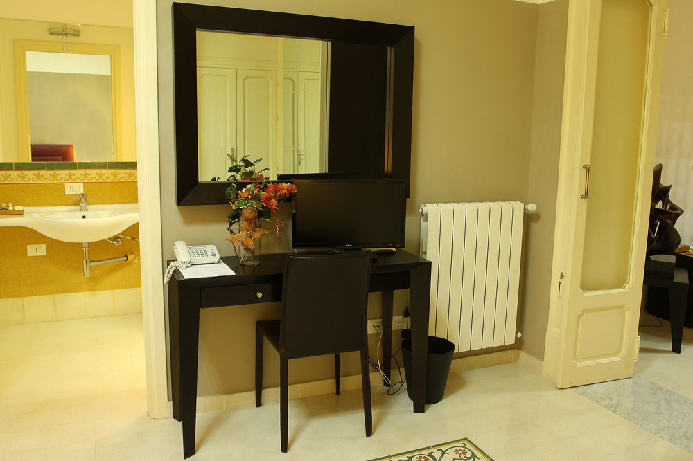 Abatellis Luxury Hotel Palermo Exterior photo