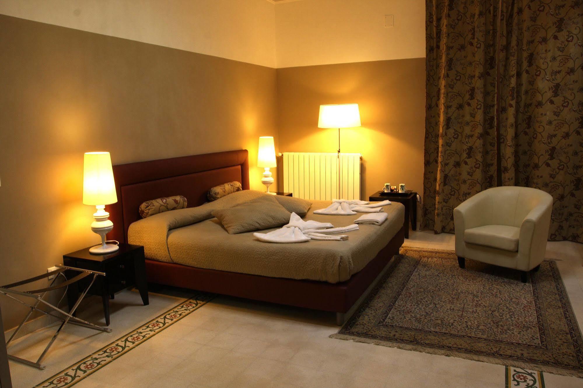 Abatellis Luxury Hotel Palermo Exterior photo